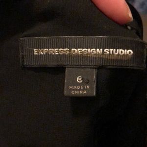 Size 6 Express Designers party skit Black